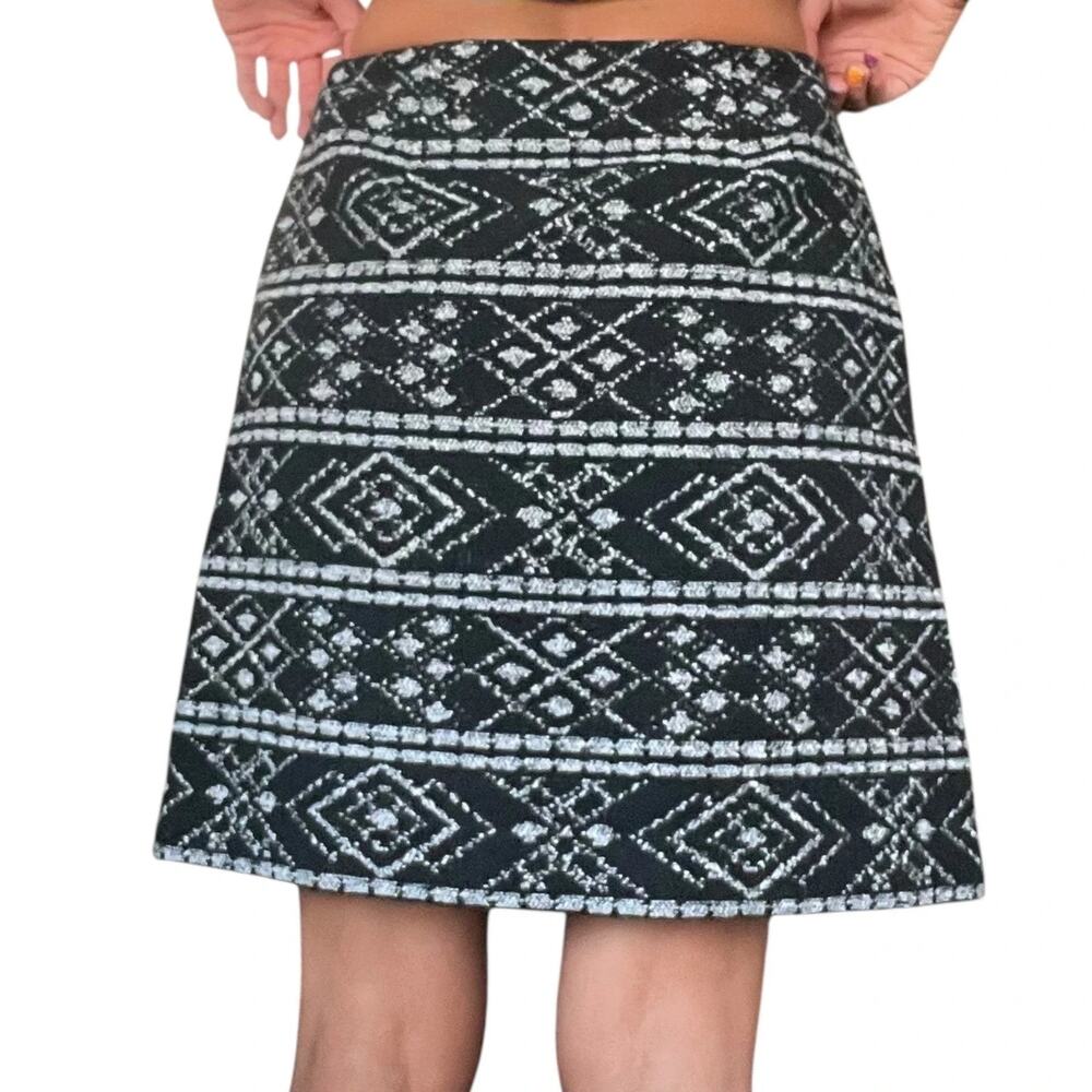 LOFT Wool Blend Mini Skirt Size 8 Black White Geometric Aztec Preppy Chic Career